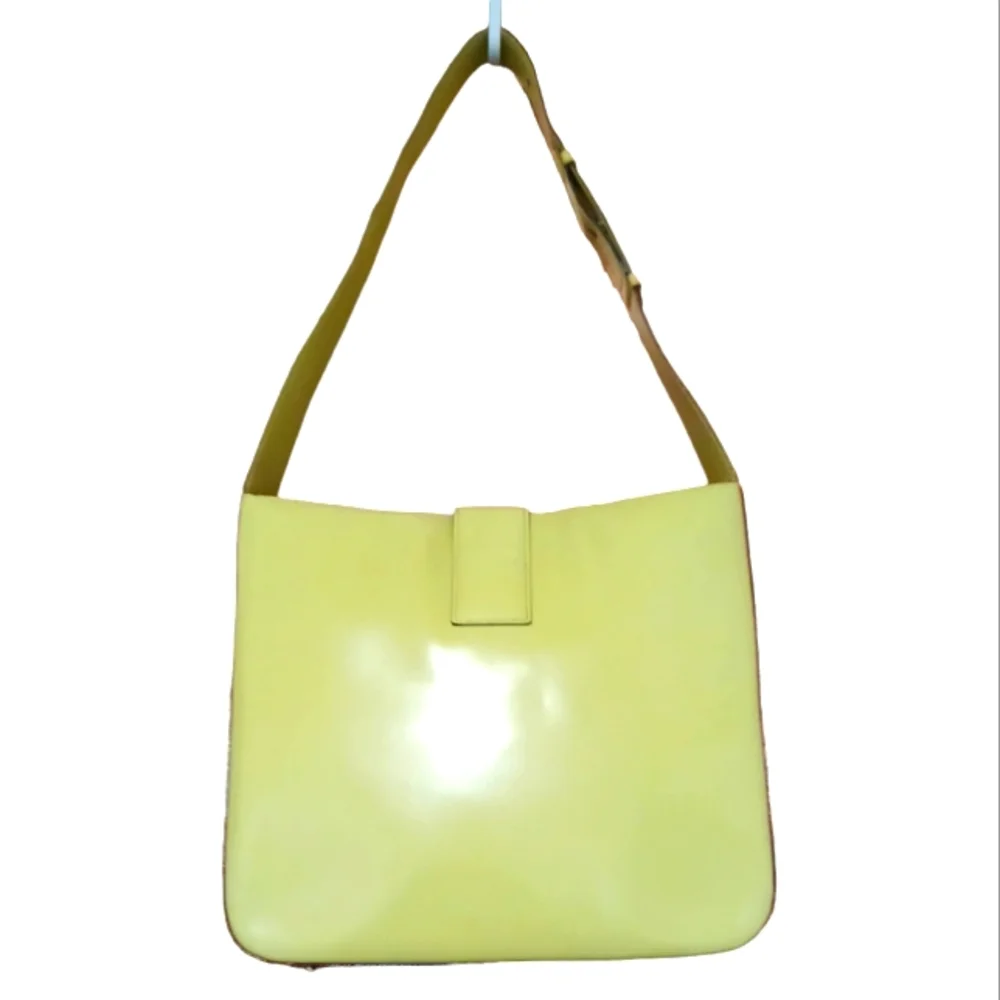 🍐CELINE PATENT LEATHER SHOULDER BAG - Picture 4 of 10